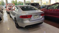 جاكوار XE